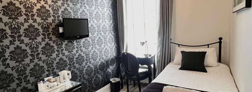 Single Room with Feature Wallpaper